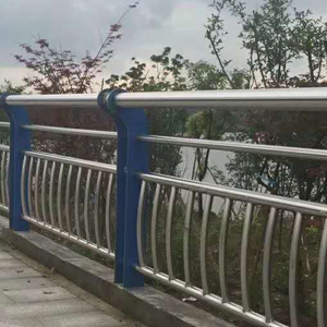 不銹鋼復合護欄 不銹鋼橋梁護欄 不銹鋼復合管護欄