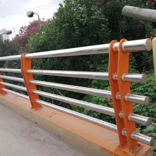 不銹鋼復合管護欄價格 城市景觀護欄 不銹鋼復合管護欄