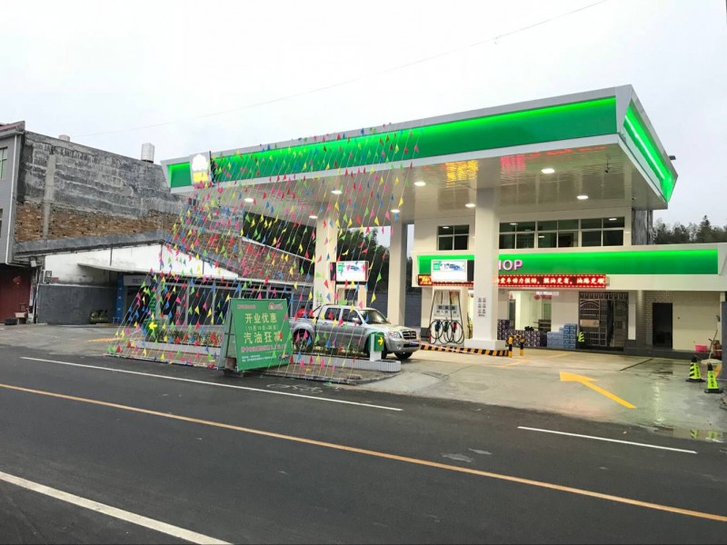 穩(wěn)定，快速，自動化，凱旋門加油站電腦洗車機(jī)落戶新建加油站！