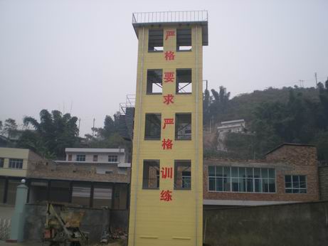 信豐公司設(shè)計(jì)消防站訓(xùn)練塔制作安裝