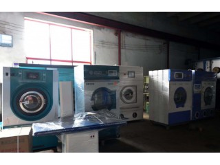 濟(jì)南二手干洗店設(shè)備多少錢一套購(gòu)買一臺(tái)UCC二手干洗店機(jī)器